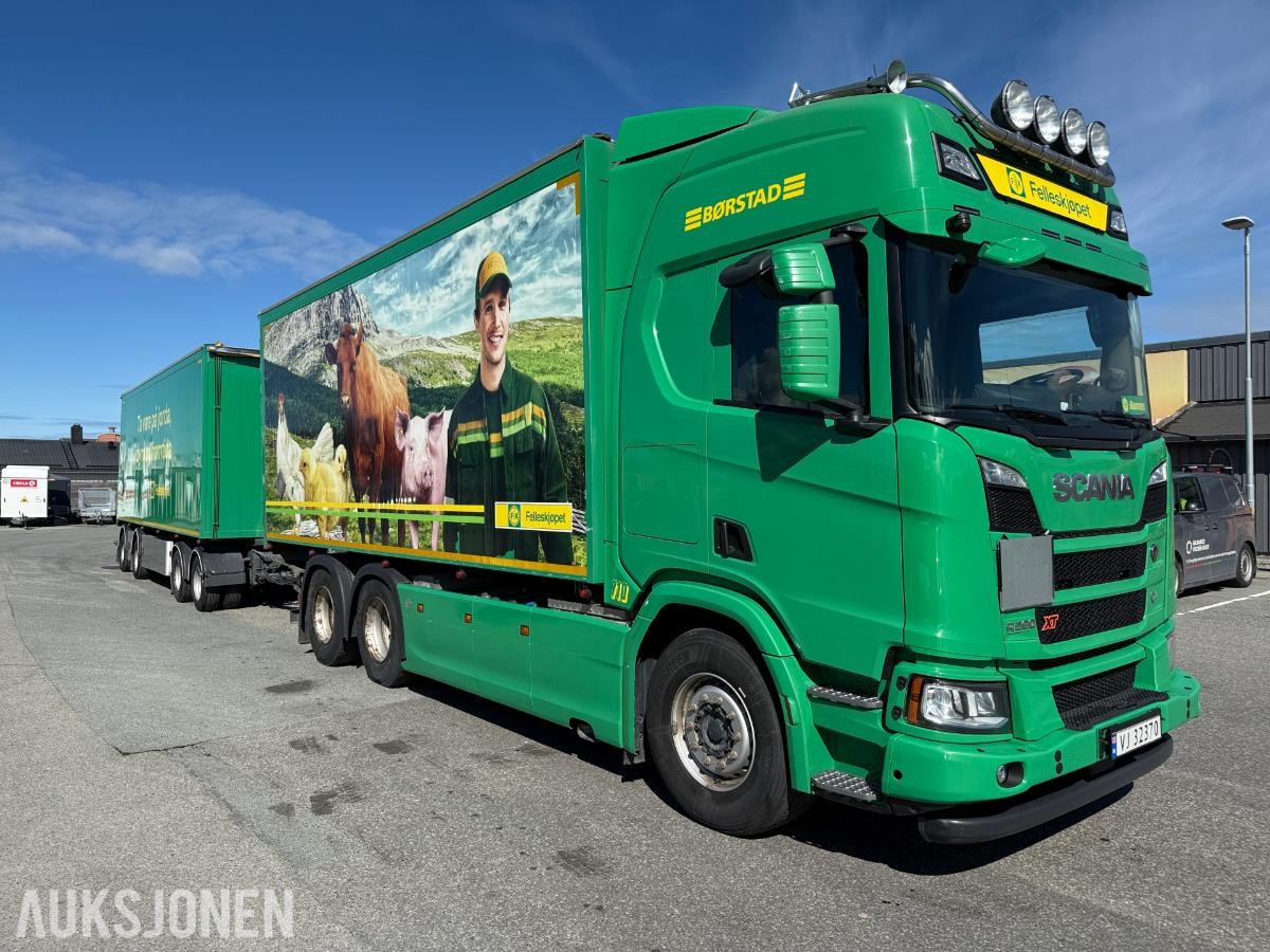 2023 Scania R590 XT Med He-Plan Fliskassehenger